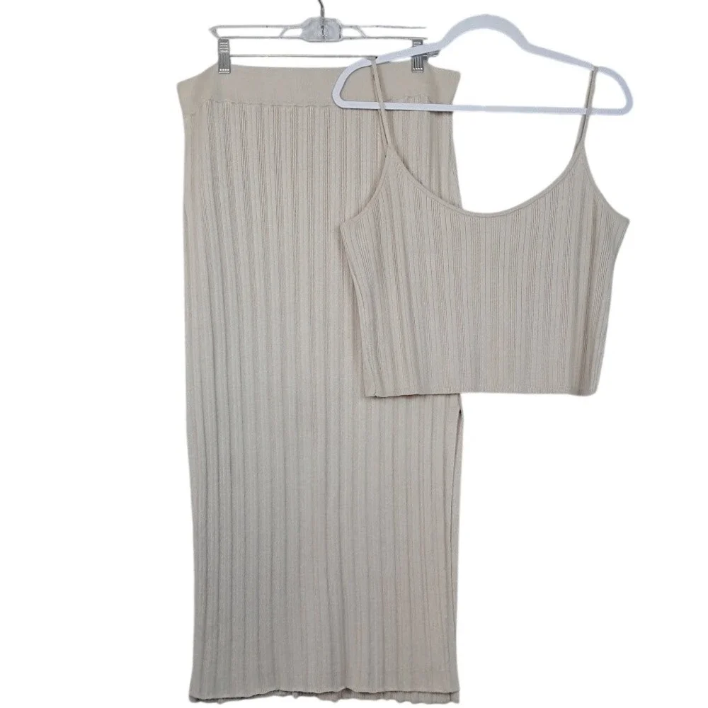 Abercrombie & Fitch XL Beige Ribbed Knit 2 Piece Midaxi Skirt and Crop Top Set - Picture 2 of 7